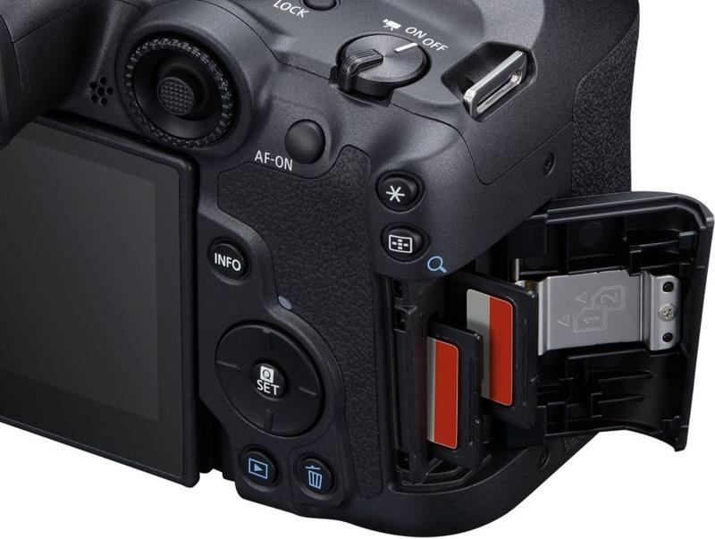 Foto 4 van Canon EOS R7 systeemcamera body met EF-EOS R adapter