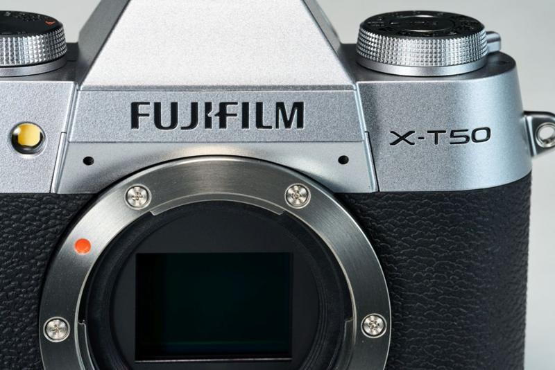 Foto 6 van FUJIFILM X-T50 Systeemcamera body zilver