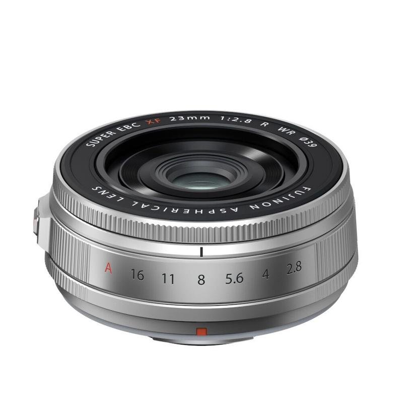 Foto 3 van Fujifilm XF 23mm f/2.8 R WR Pancake objectief Zilver