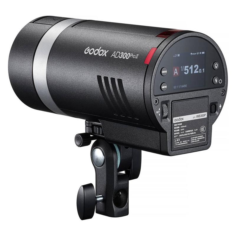 Foto 2 van Godox Witstro AD300 Pro II TTL draagbare flitskop