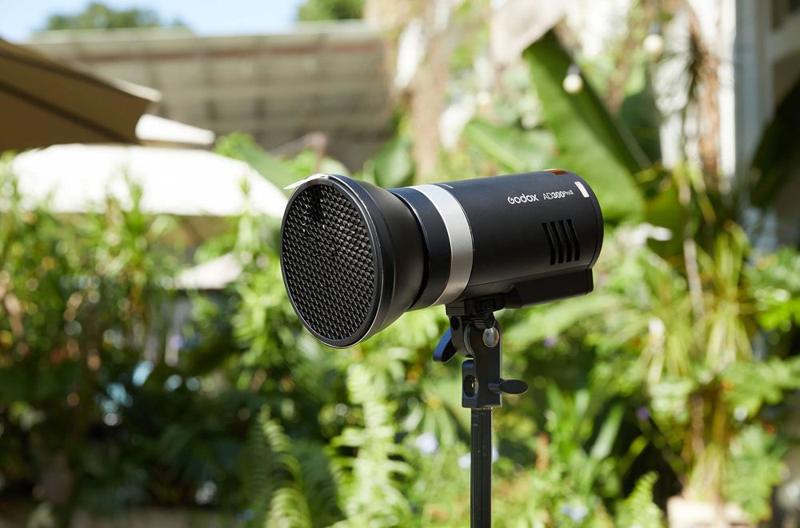 Foto 5 van Godox Witstro AD300 Pro II TTL draagbare flitskop