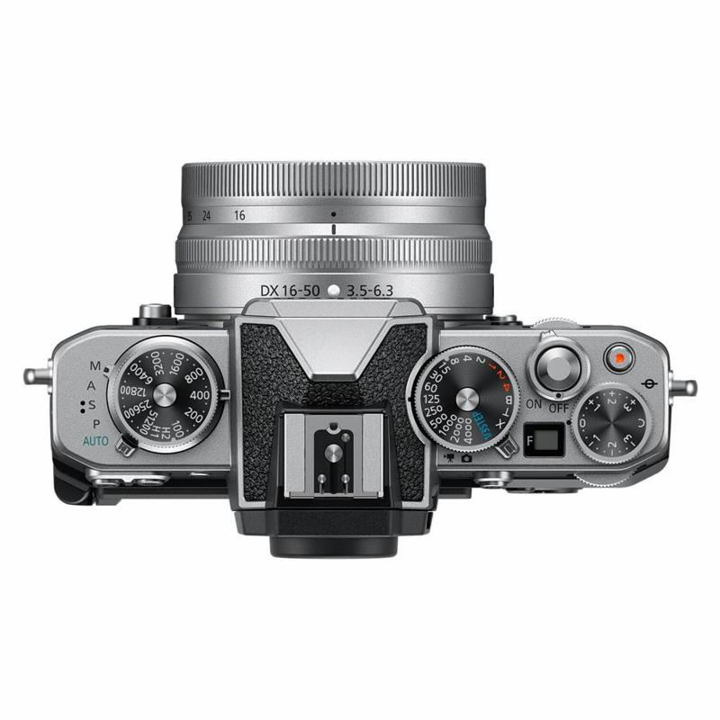 Foto 6 van Nikon Z fc systeemcamera + NIKKOR Z DX 16-50mm f/3.5-6.3 VR lens