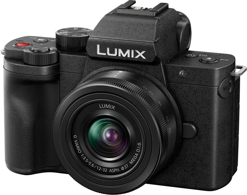 Foto 3 van Panasonic Lumix DC-G100D systeemcamera met 12-32mm en 45-150mm objectieven
