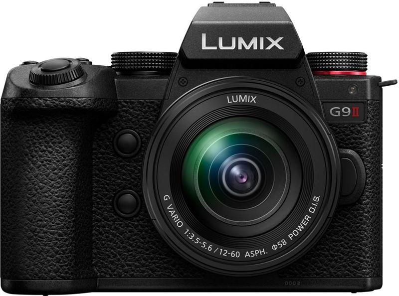 Foto 2 van Panasonic Lumix G9 II Systeemcamera Kit met 12-60mm en 50-200mm Objectieven