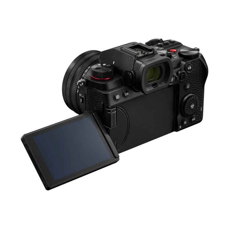 Foto 5 van Panasonic Lumix S5D systeemcamera met 18-40mm objectief