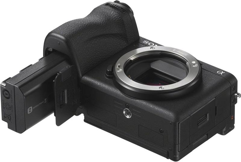 Foto 5 van Sony Alpha 6700 met Sigma 16-300mm f3,5-6,7 DC OS (C) Allround Kit