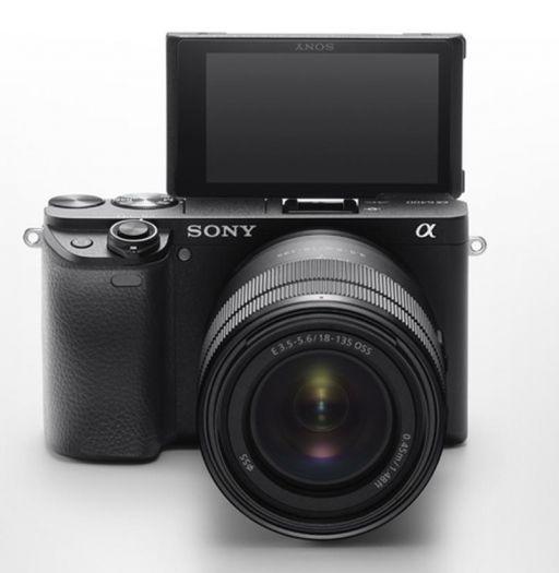 Foto 4 van Sony Alpha ILCE-6400 systeemcamera met 18-135mm OSS objectief