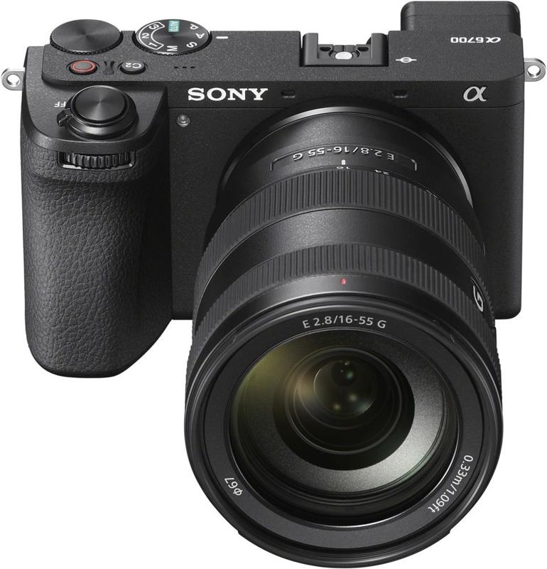 Foto 3 van Sony Alpha ILCE-6700 + SEL 16-55mm f2,8 G Systeemcamera