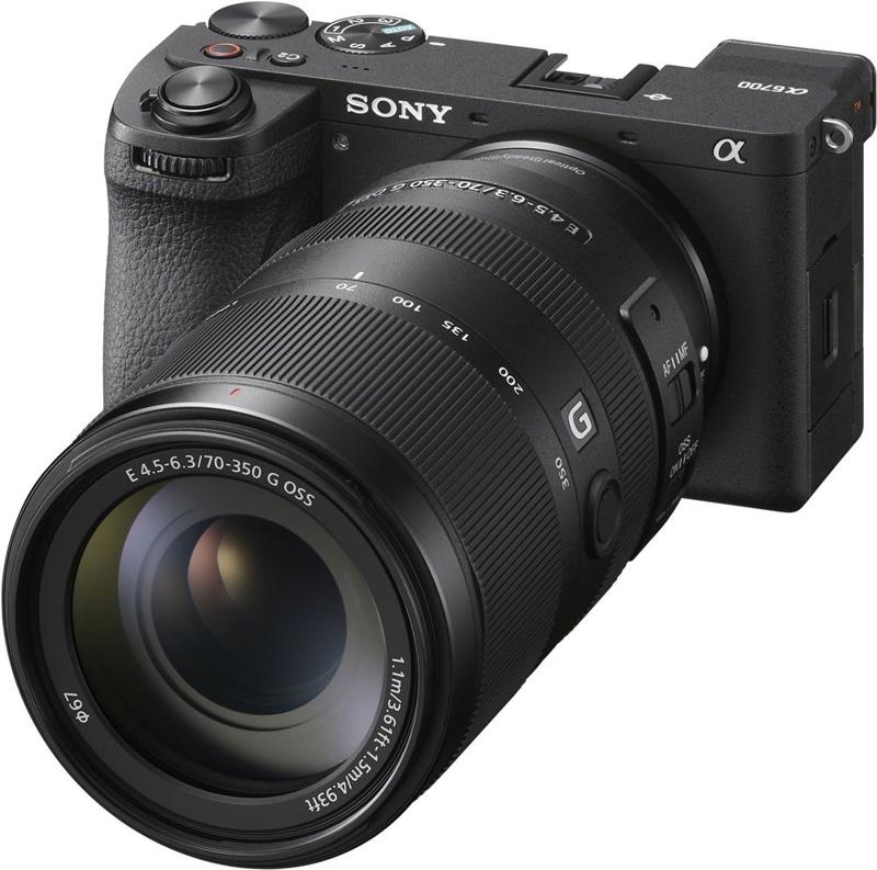 Foto 2 van Sony Alpha ILCE-6700 Systeemcamera met 70-350mm f/4.5-6.3 G OSS Lens