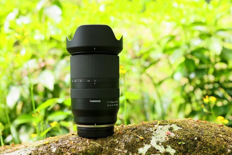 Foto 4 van Tamron 17-70mm f2,8 Di III-A VC RXD objectief voor Fujifilm X-mount camera's